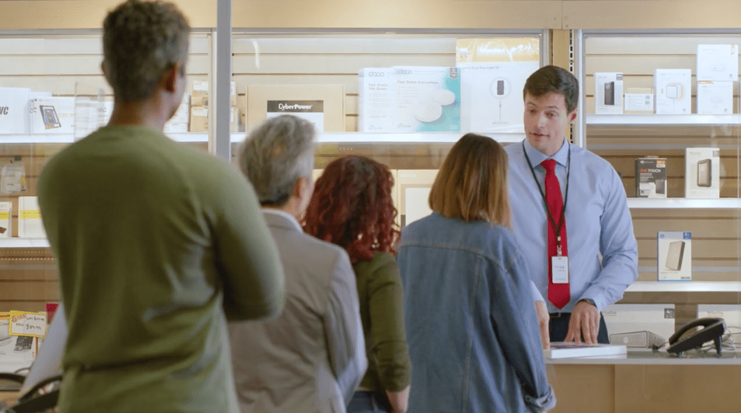 The Power of Smart Communication Tools in Retail Stores